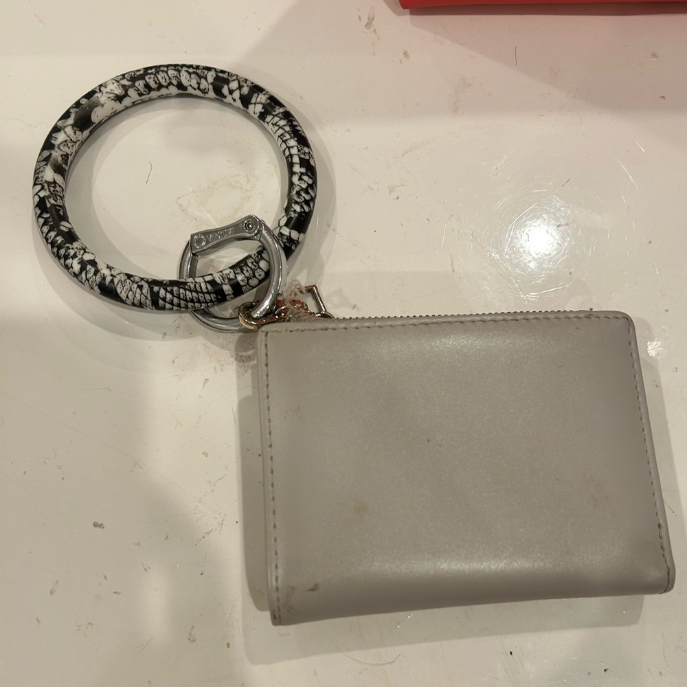 wallet w key chain
